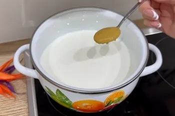 فقط با شیر و خردل پنیر درست کن! راز خوشمزه ای که همه رو شگفت زده می کنه