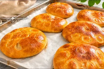 طرز تهیه فطیر (FATIR) مغزدار خلخال با بافتی نرم و پنبه ای | عطر و طعمی که هوش از سرتان می برد !!