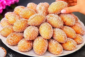 دسر ۱۰ دقیقه ای با ماست و مربا؛ بدون فر و فوق العاده آسان!