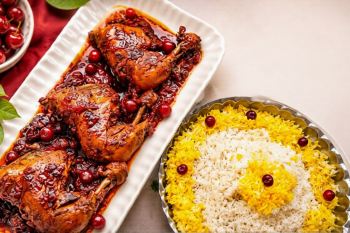 طرز تهیه خورشت آلبالو با مرغ؛ یک خورشت ملس، خوش رنگ و مجلسی