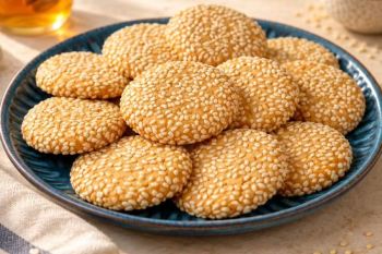 طرز تهیه ساده و فوری کوکی ارده و عسل؛ یه میان وعده ساده، مقوی و خوشمزه!