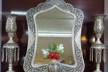 نکات کلیدی برای نگهداری و تمیز کردن آینه شمعدان نقره