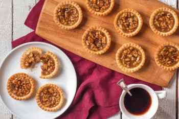 دستور تهیه تارت گردو به سه روش ساده