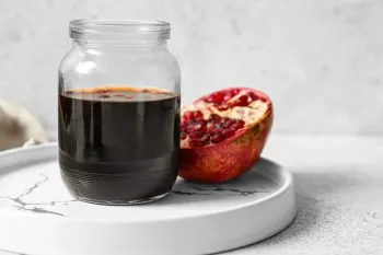 کاربرد های بی نظیر رب انار در خانه داری و آشپزی