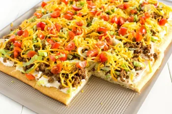 طرز تهیه پیتزا استاف میکس/ یک دستور خوشمزه و متنوع