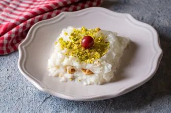 دستور تهیه دسر شیرینی گل ترکیه با گلاب