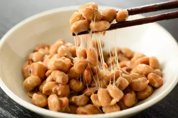 طرز تهیه ناتو/ غذای سنتی و مغذی ژاپنی