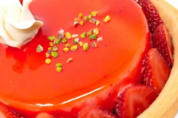 طرز تهیه ژله بریلو توت فرنگی در خانه
