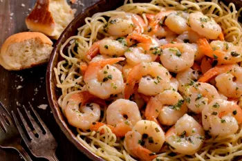 طرز تهیه 2 مدل پاستا میگو ساده و سریع