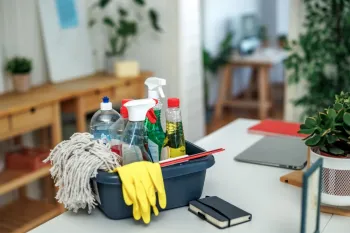 10 نکته و ترفند برای تمیز کردن و سازماندهی دفتر کار