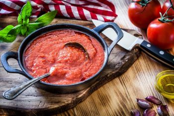 بهترین روش برای داشتن رب گوجه بدون مواد شیمیایی