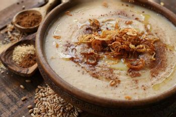 طرز تهیه هریسه گندم خانگی؛ راز پخت یک غذای نرم و خوش طعم