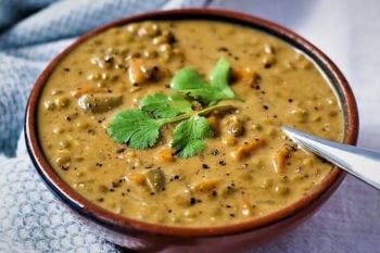 آش غوره کردستان؛ طعم اصیل و ترش مزه