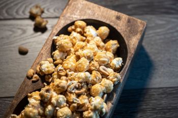 طرز تهیه پفیلا عسلی خانگی به صورت گام به گام
