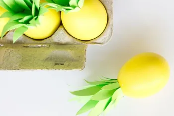 آموزش تصویری ساخت کاردستی آناناس با تخم مرغ برای سفره هفت سین