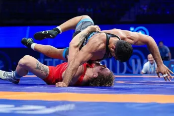 15 متن تبریک روز کشتی به برادر و برادرزاده