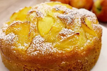 طرز تهیه کیک سیب پفکی خوشمزه، سریع و آسان !