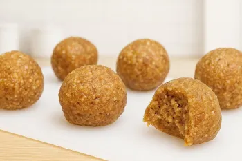 طرز تهیه شیرینی سالم بدون شکر فقط با دو ماده اولیه، دسری سرشار از انرژی !
