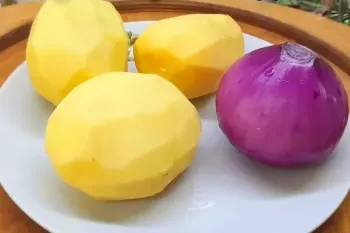 عمرا اگه میدونستی با سیب زمینی و پیاز یه همچین غذای خوشمزه ای میشه درست کرد !