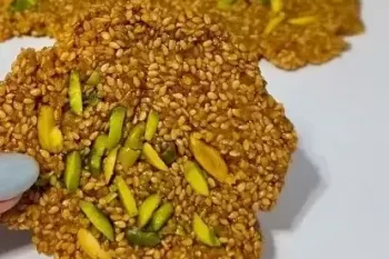 سوهان کنجدی خانگی در ۱۰ دقیقه | فقط با ۳ ماده ساده | بدون فر و بسیار خوشمزه