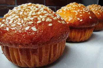 طرز تهیه کیک یزدی بدون همزن و بدون جوش شیرین | به صرفه و اقتصادی به سبک قنادی !