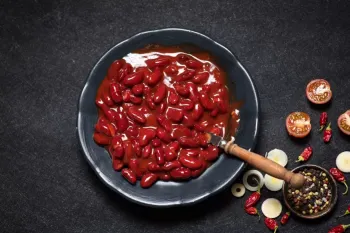 طرز تهیه خوراک لوبیا قرمز مجلسی و خوشمزه به روش سنتی