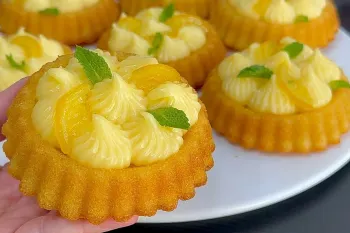دسر لیمویی رویایی با بافتی نرم و خامه ای / دسری آسان و خوشمزه
