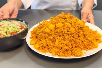 طرز تهیه استانبولی پلو خوشمزه با گوجه و سیب زمینی برای ۴ نفر