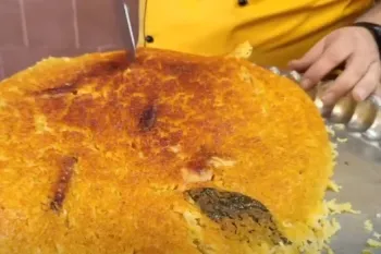 مراحل تهیه لاپلو مرغ خوشمزه و خاص / ترکیبی از مزه غذاهای جنوبی و عربی