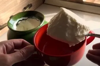 تهیه ماست خانگی سفت بدون آب انداختن / چگونه ماست خانگی درست کنیم