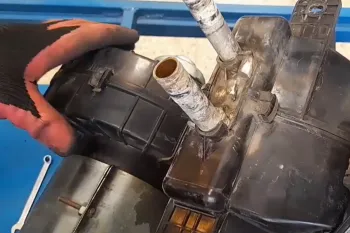 مراحل تعویض رادیاتور بخاری پراید / چگونه رادیاتور بخاری خودرو پراید را تعویض کنیم
