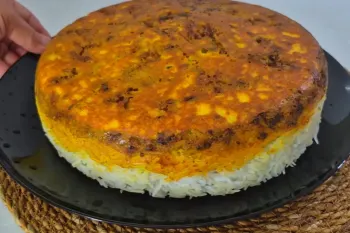 تهیه ته چین گردو و رب انار / ته چین را متفاوت درست کنید