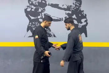 آموزش دفاع در مقابل حمله با چاقو / اگر با چاقو به ما حمله شد چکار کنیم؟