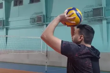 آموزش پنجه زدن حرفه ای در والیبال / پنجه والیبال را حرفه ای بزنید