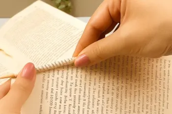 ایده ای خلاقانه از صفحات کتاب های قدیمی؛ کاردستی با کاغذ