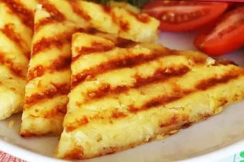 یک تست خوشمزه و راحت با سیب‌زمینی و پنیر!