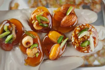 سوهان عسلی آجیلی که به دست و دندون نمیچسبه ، با ماندگاری بالا و آجیل دلخواه با تمام نکات مثل همیشه!