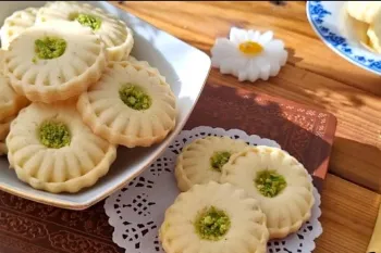 طرز تهیه شیرینی یاقوتی / ویژه نوروز با ماندگاری بالا