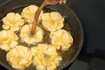 با این شیرینی همه رو شگفت زده کن بدون فر و همزن و مواد ساده!