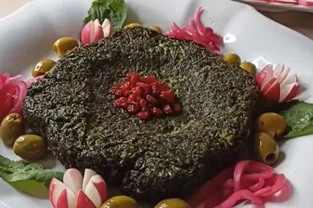 طرز تهیه کوکو برگ تربچه یه کوکوی کاملا متفاوت!