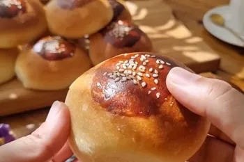 خوشمزه ترین نان کماج ، نرم و پفکی به راحتی درست میشه!