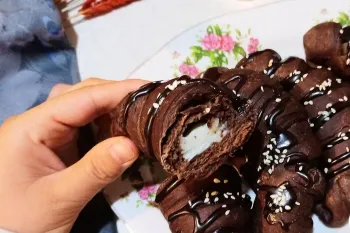 خوشمزه ترین نان شکلاتی مغزدار که باید حتما درستش کنی!