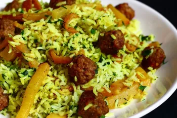 کلم پلو شیرازی اصیل با گوشت قلقلی و کلم قمری / فوت و فن های خوش عطرترین غذای ایرانی
