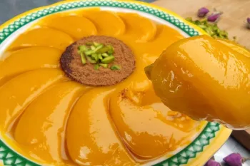 طرز تهیه حلوا زعفرانی شیراز به سبک شیرازی ها بدون نیاز به تفت دادن آرد، فوق العاده خوشمزه!