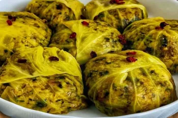 راز خوشمزه شدن دلمه گیاهی و سالم دقیقا اینجاست دلمه ای بدون گوشت بایه طعم متفاوت وفوق العاده!