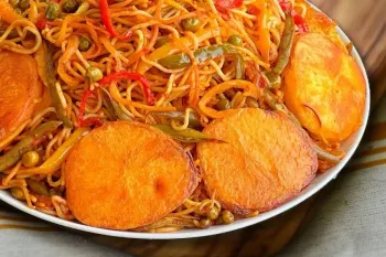 ماکارونی با سبزیجات ۱۰ برابر خوشمزه تر از ماکارونی با گوشت!