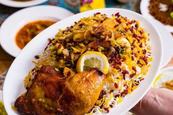 مانی پلو دامغانی؛ ترکیب بی نظیر طعم های شیرین، ترش و خوش عطر + طرز تهیه مرحله به مرحله