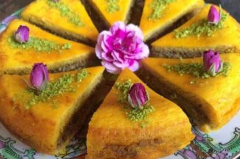 خاگینه قاشقی تبریزی؛ دسر سنتی و خوش عطر که با چند ماده ساده آماده می شود!