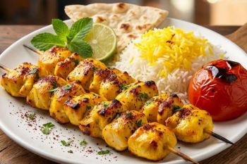 جوجه کباب در فر؛ ۲ روش خوشمزه با سیخ چوبی و بدون سیخ، نرم و آبدار