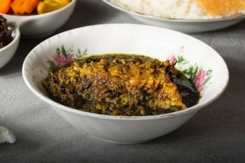 طرز تهیه خورش ماهی بوشهری؛ خورشتی جنوبی و جاافتاده با طعم ترش و تند بی نظیر